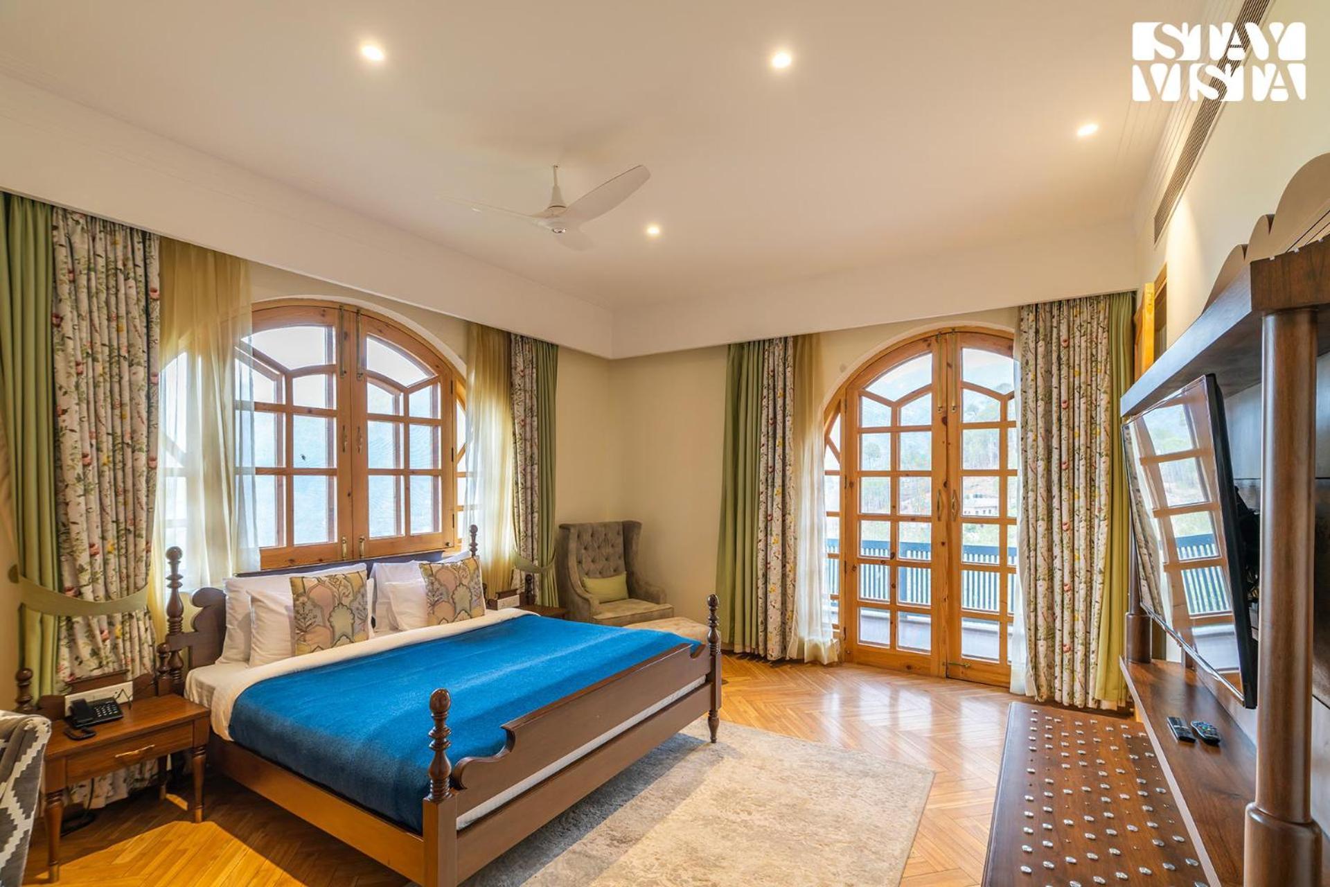 Stayvista At Sylvana Villas With Lawn, Bbq And Jacuzzi Касаулі Екстер'єр фото