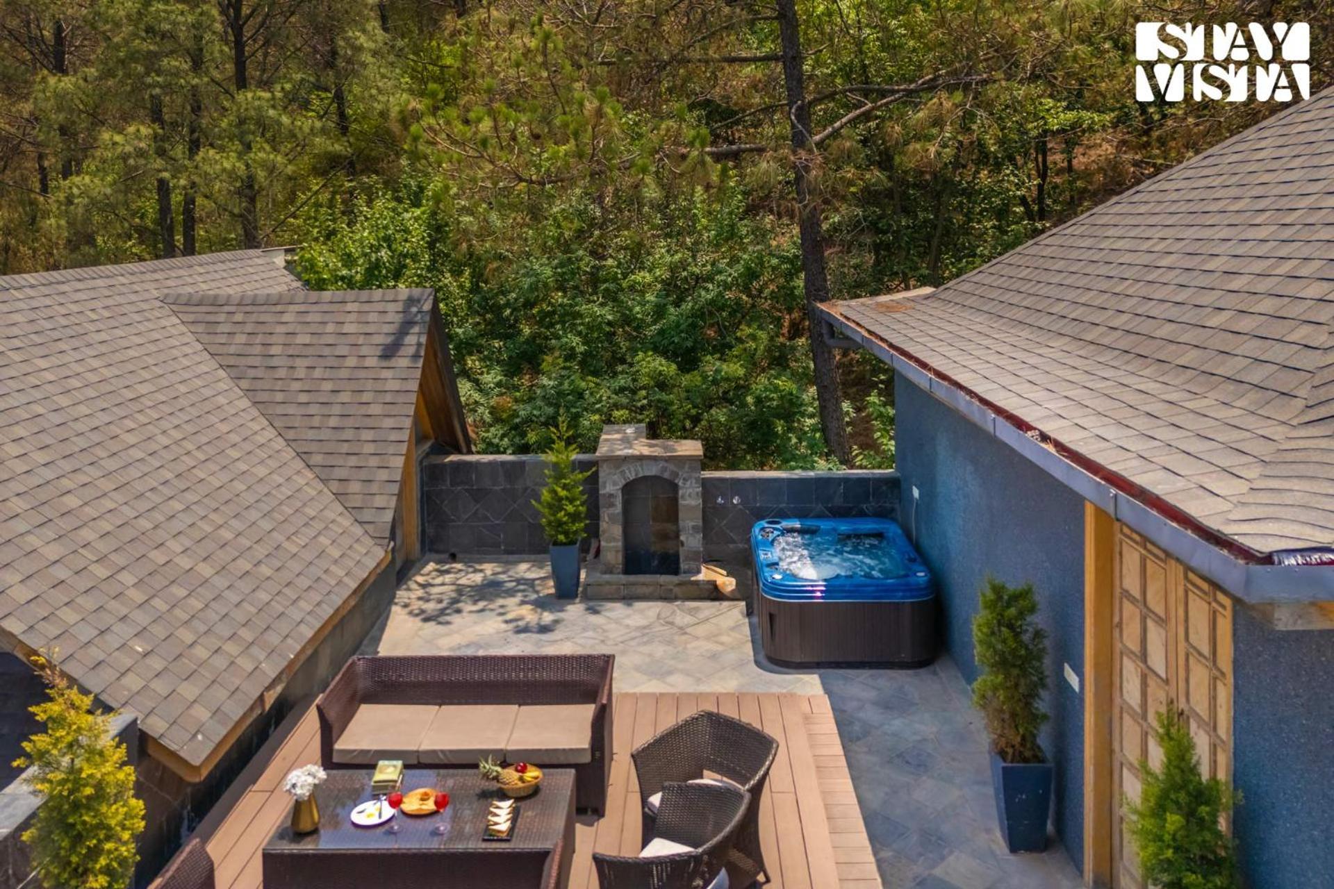 Stayvista At Sylvana Villas With Lawn, Bbq And Jacuzzi Касаулі Екстер'єр фото