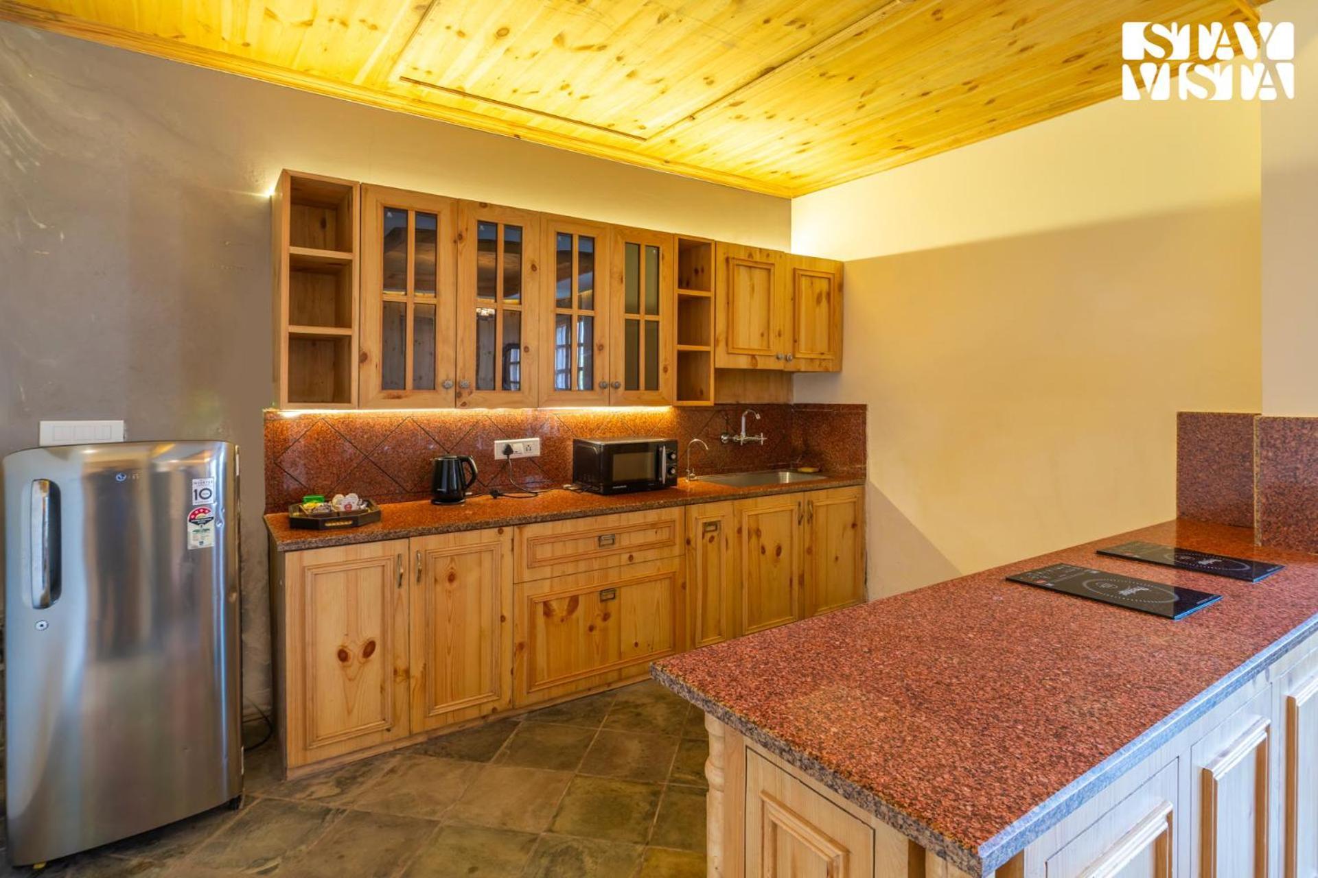 Stayvista At Sylvana Villas With Lawn, Bbq And Jacuzzi Касаулі Екстер'єр фото